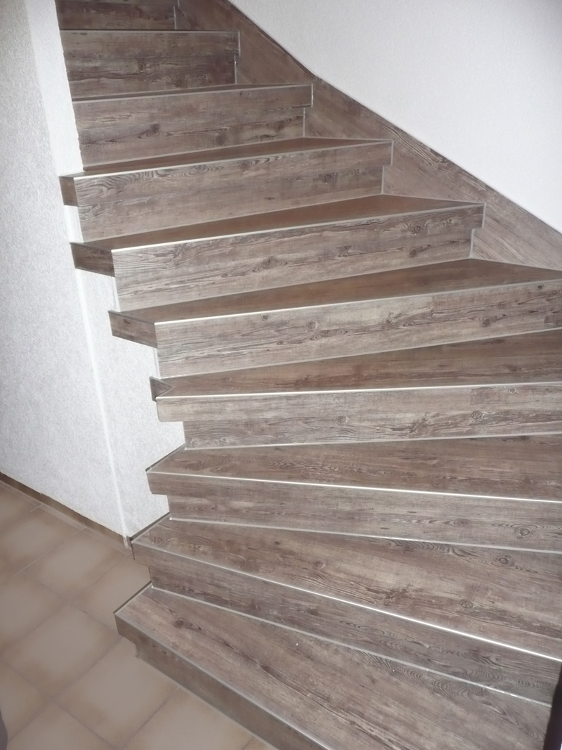 Treppenrenovierung mit Vinyl